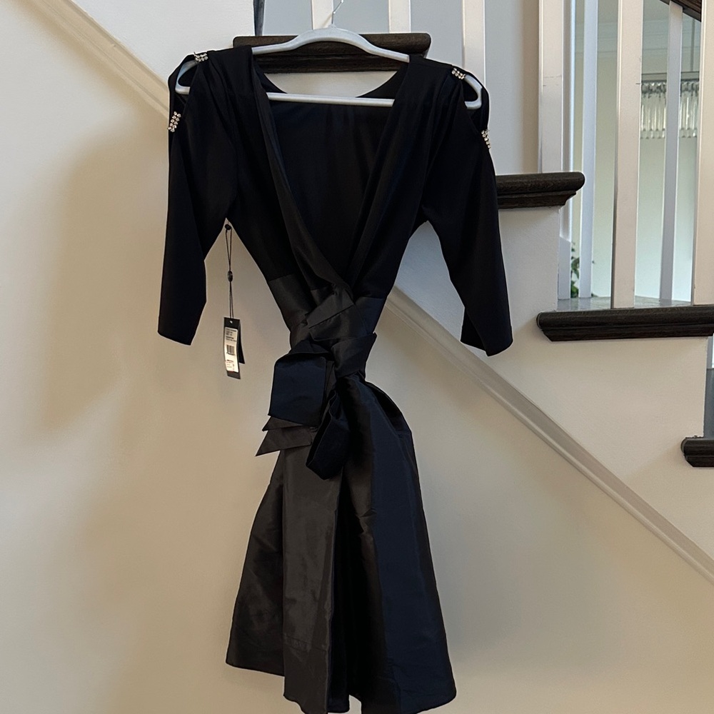 Adrianna Papell Black Long Sleeve Dress